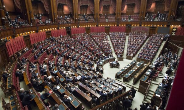 विजय की 603 करोड़ की संपत्ति का खुलासा