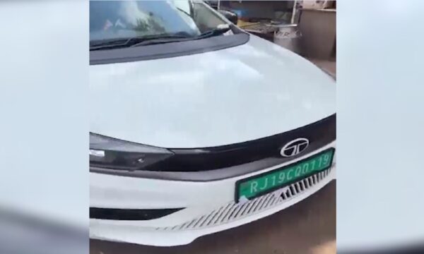 EV कार का PUC चालान: इलेक्ट्रिक गाड़ी को क्यों मिला जुर्माना