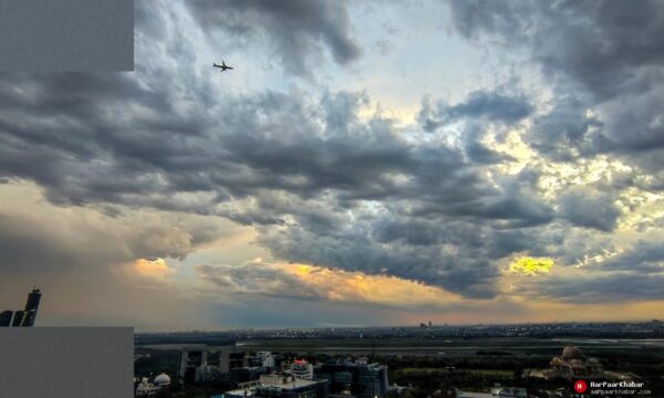 दिल्ली-NCR में मौसम का बदला मिजाज, बारिश से मिली राहत