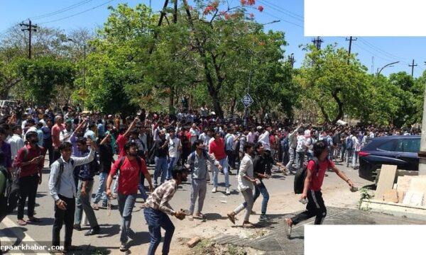 नोएडा प्रदर्शन: हरियाणा यूपी वेतन अंतर और हिंसा