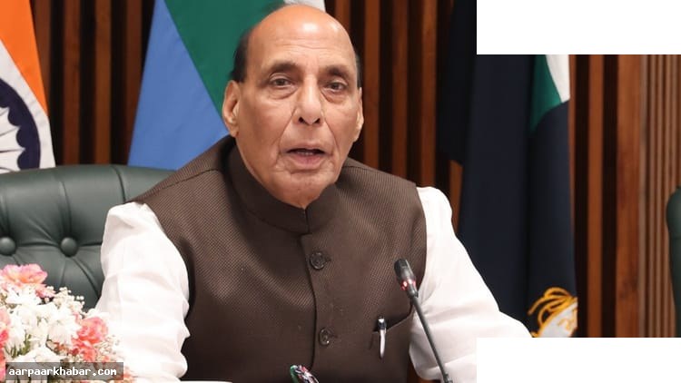 पश्चिम एशिया संकट पर भारत सतर्क रहे: राजनाथ सिंह