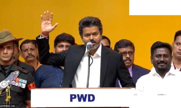 तमिलनाडु: CM विजय पर VCK का विरोध, वंदे मातरम विवाद