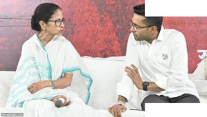 बंगाल: TMC में बगावत, पार्षदों का इस्तीफा