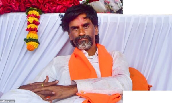 महाराष्ट्र में आंदोलन का संकट, जरांगे का सरकार को अल्टीमेटम