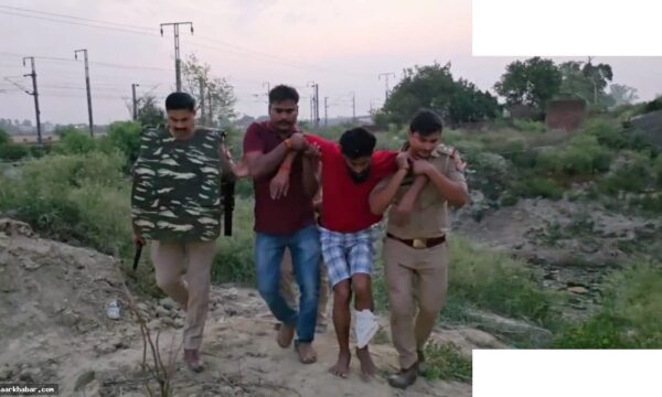 महिला वेश में लूटपाट करने वाले गिरोह को पुलिस ने पकड़ा