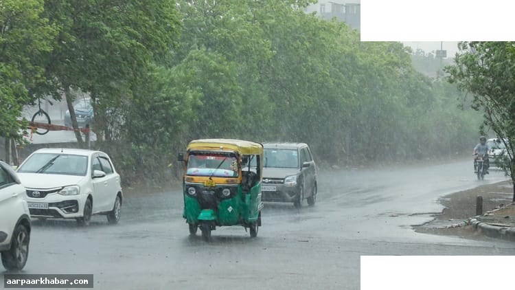 पहाड़ों पर बर्फबारी, मैदानों में बारिश: IMD अलर्ट