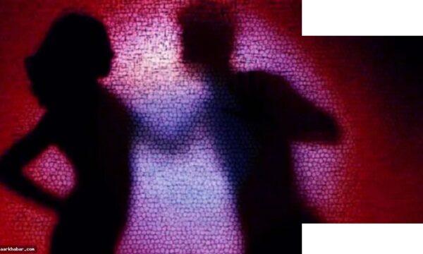 बलिया में पत्नी की हत्या का खुलासा, पति और महिला मित्र गिरफ्तार