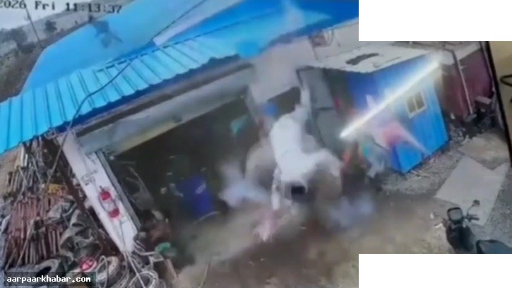 JCB टायर ब्लास्ट में युवक की मौत, 15 फीट उछले लोग