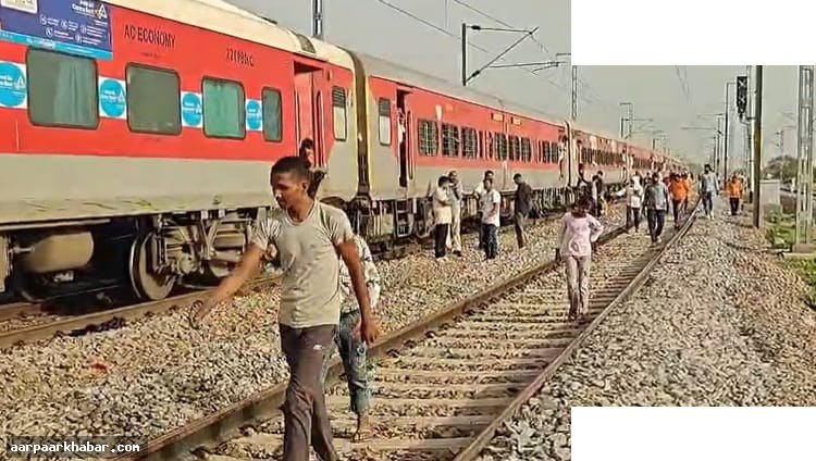 मुरैना में ट्रेन हादसा: आग की अफवाह से कूदे यात्री