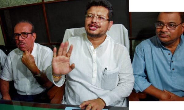टीएमसी बैंक खाते पर रोक की मांग का समर्थन