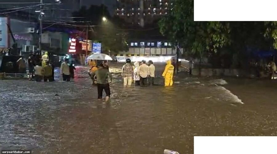 मॉनसून की बारिश में मुंबई जलभराव, अंधेरी सबवे बंद