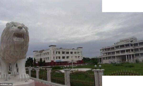 आजम खान के जौहर ट्रस्ट की आयकर छूट खत्म