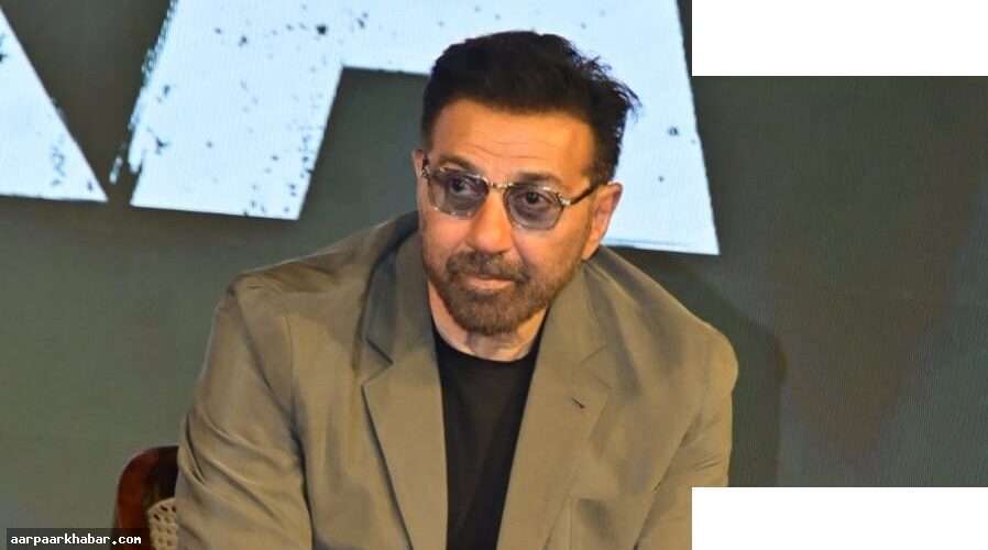 सनी देओल करोड़ों के मालिक फिर भी पहनते हैं फटे जूते